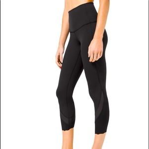 Lululemon wunder-under